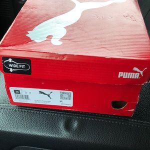 Puma men’s size 10w viz runner repeat dark slate- cherry tomato color new in box